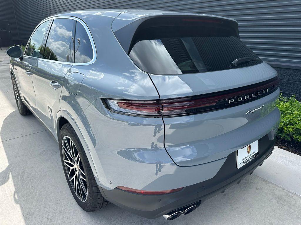 PORSCHE CAYENNE - 3