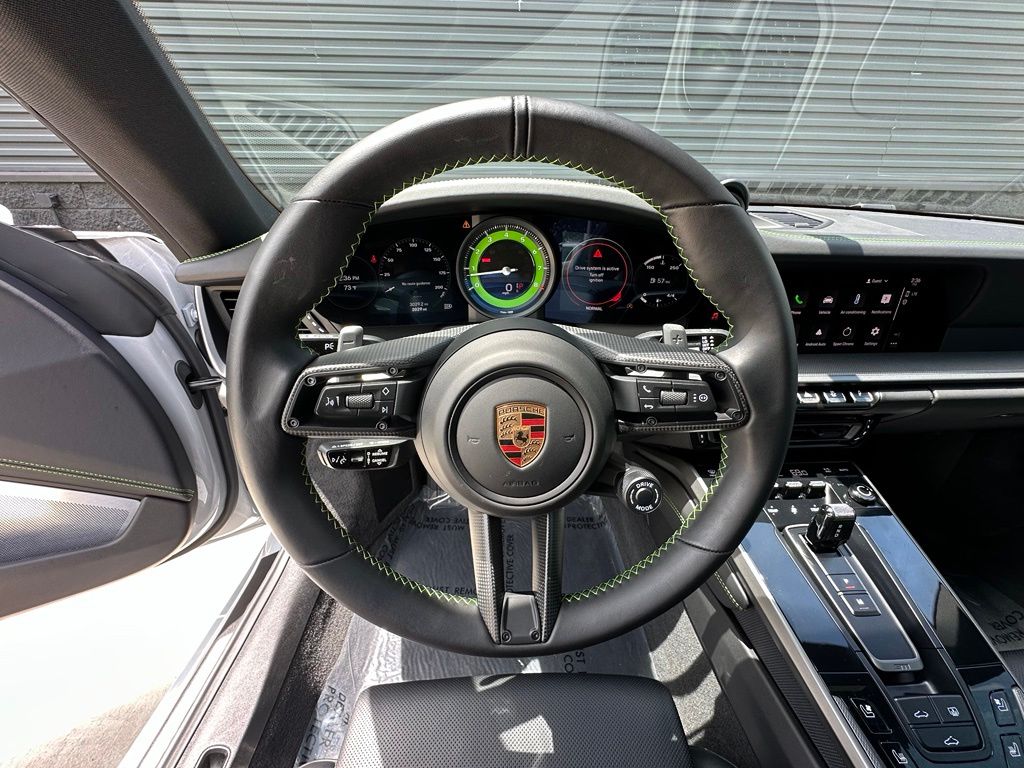 2024 Porsche 911 CARRERA 4 photo 23