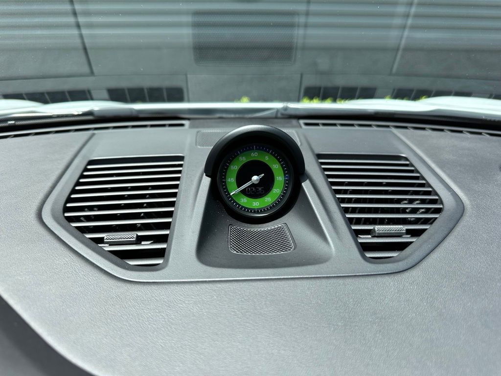 2024 Porsche 911 CARRERA 4 photo 28