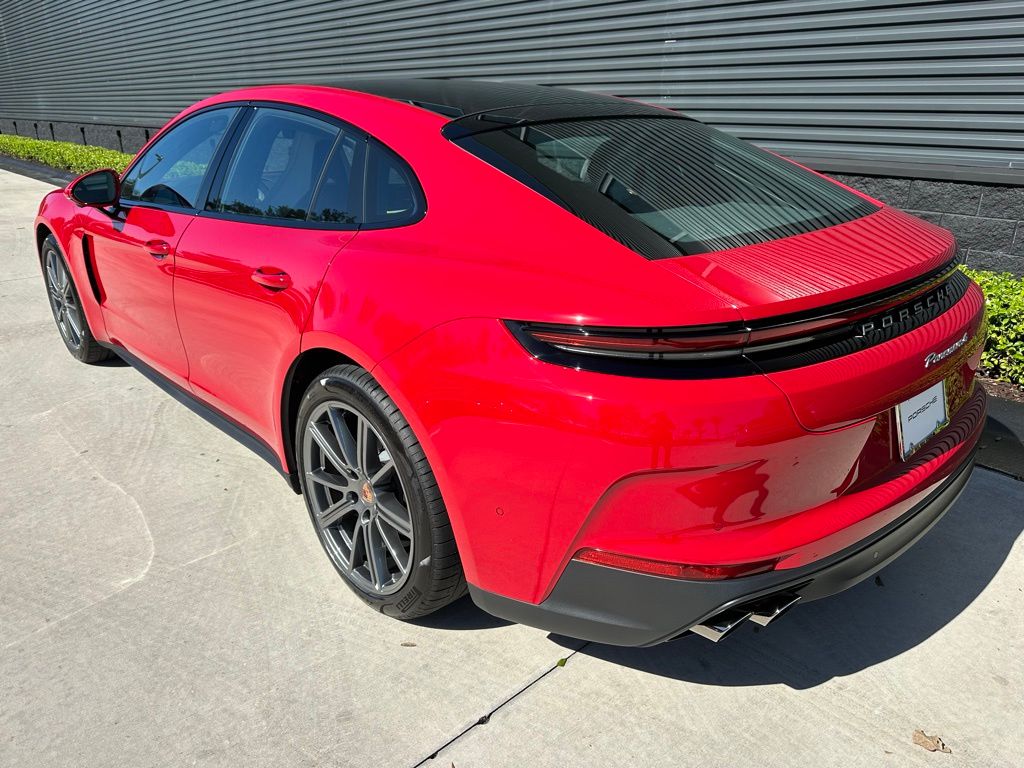صورة 3 لـ 2026 Porsche PANAMERA 4