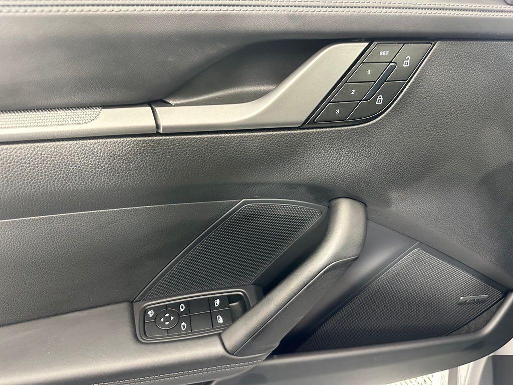 2025 Porsche 911 CARRERA S 照片 16