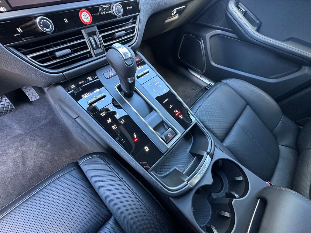 2026 Porsche MACAN S — миниатюра 31