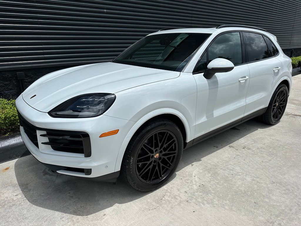 2026 Porsche CAYENNE BASE — фото 7