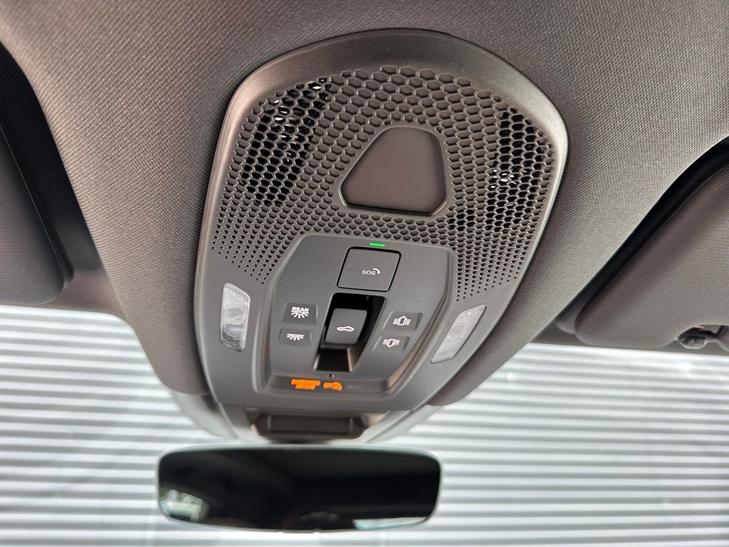 2026 Porsche CAYENNE BASE 缩略图 30