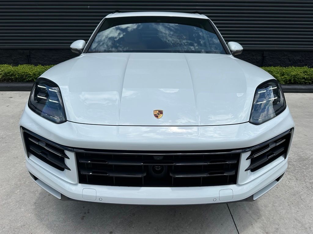 2026 Porsche CAYENNE BASE — фото 8