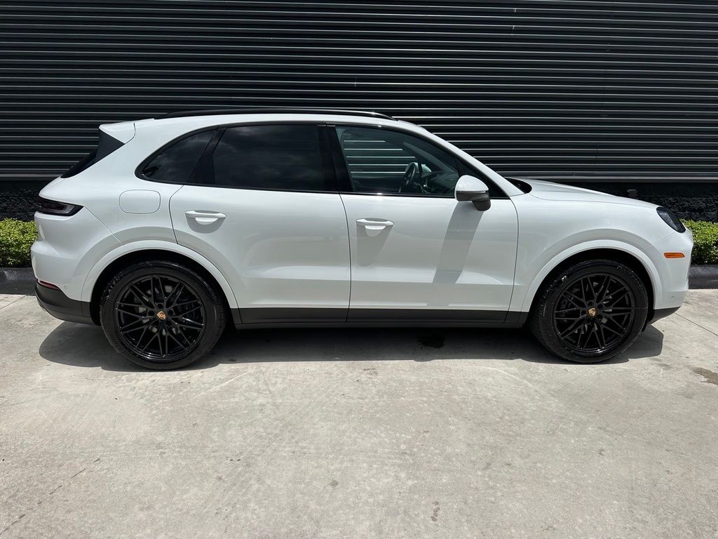 2026 Porsche CAYENNE BASE 缩略图 11