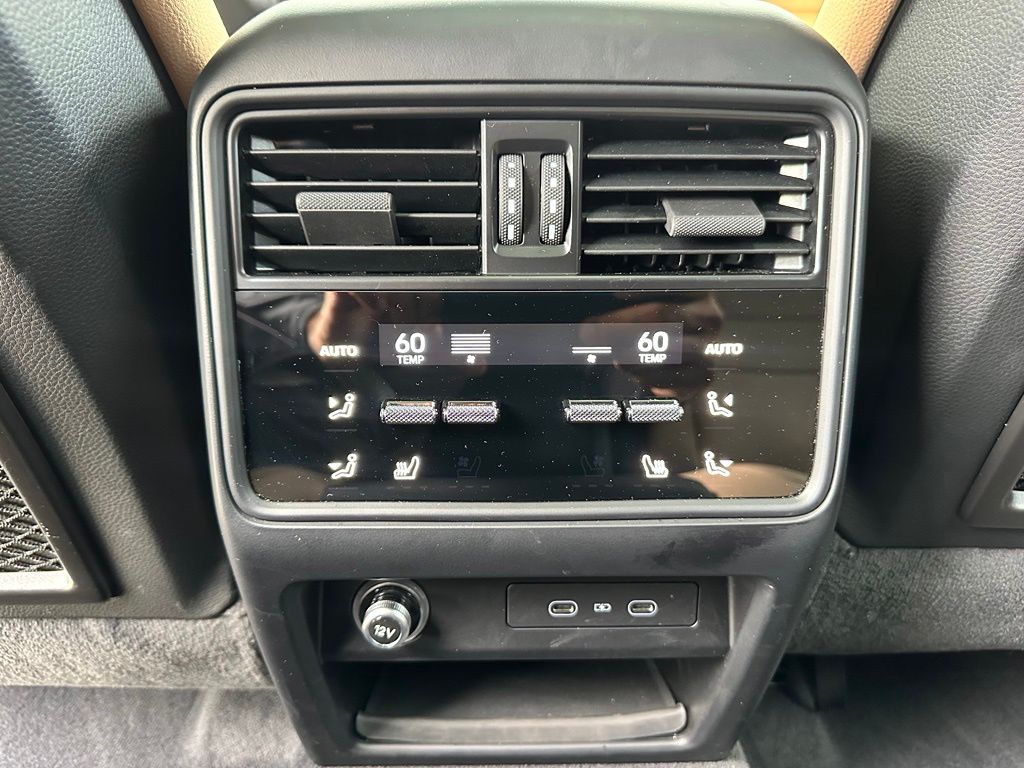 2026 Porsche CAYENNE BASE 缩略图 40