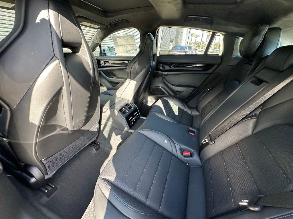 2026 Porsche PANAMERA GTS 缩略图 34