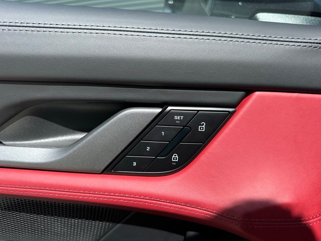 2026 Porsche TAYCAN BASE — миниатюра 20