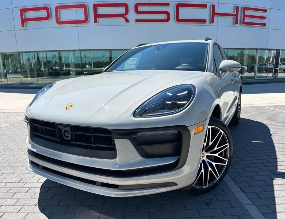 New 2026 Porsche Macan Base