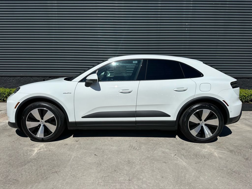 2026 Porsche MACAN BASE 照片 2