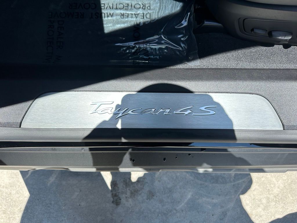2024 Porsche TAYCAN 4S — миниатюра 21