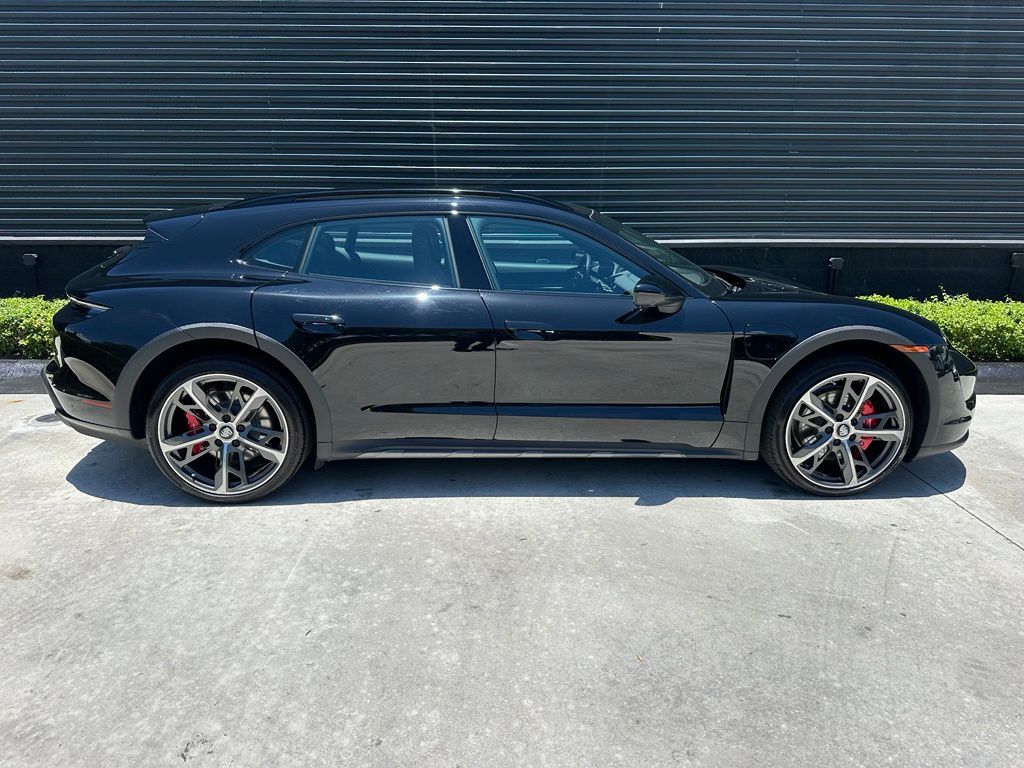 2024 Porsche TAYCAN 4S — миниатюра 11