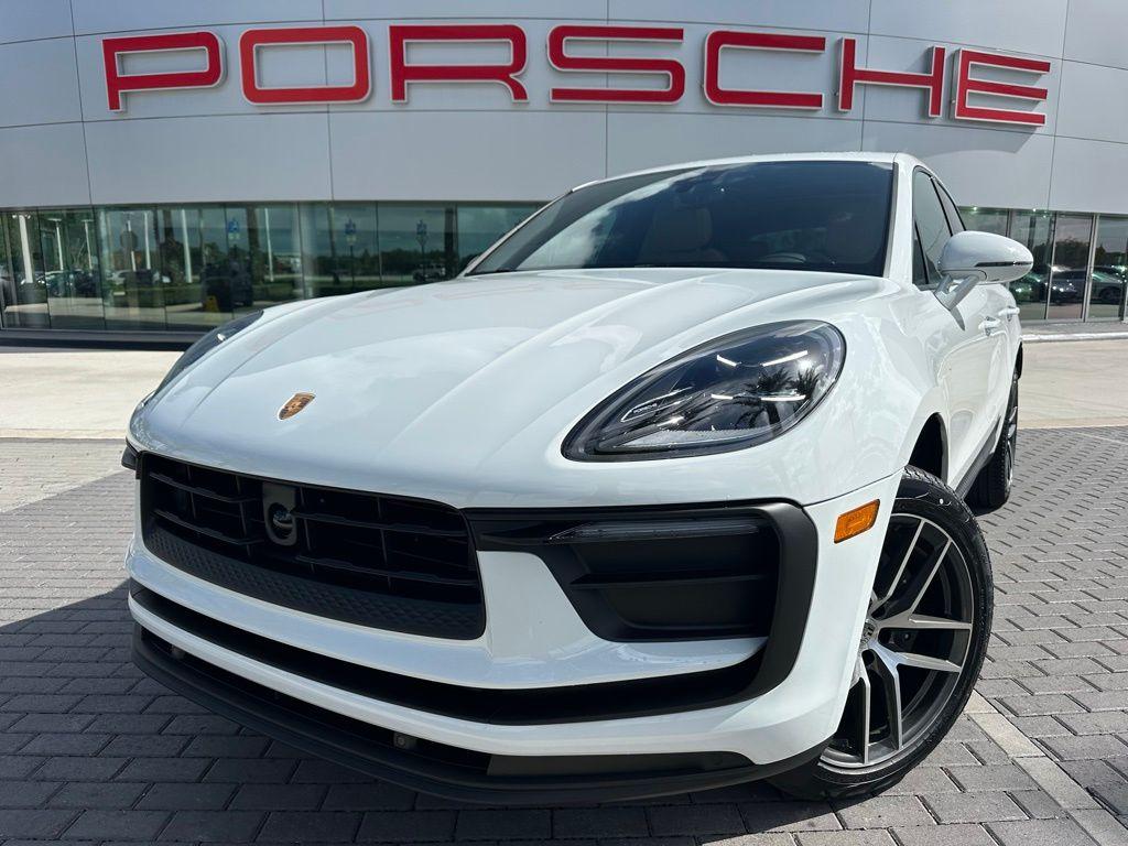 New 2026 Porsche Macan Base