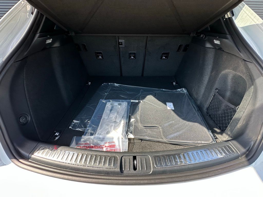 صورة مصغرة 41 لـ 2026 Porsche MACAN