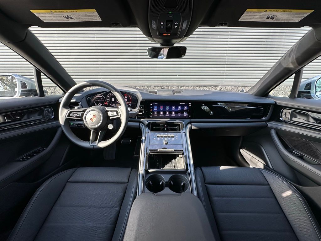 صورة 6 لـ 2026 Porsche PANAMERA BASE