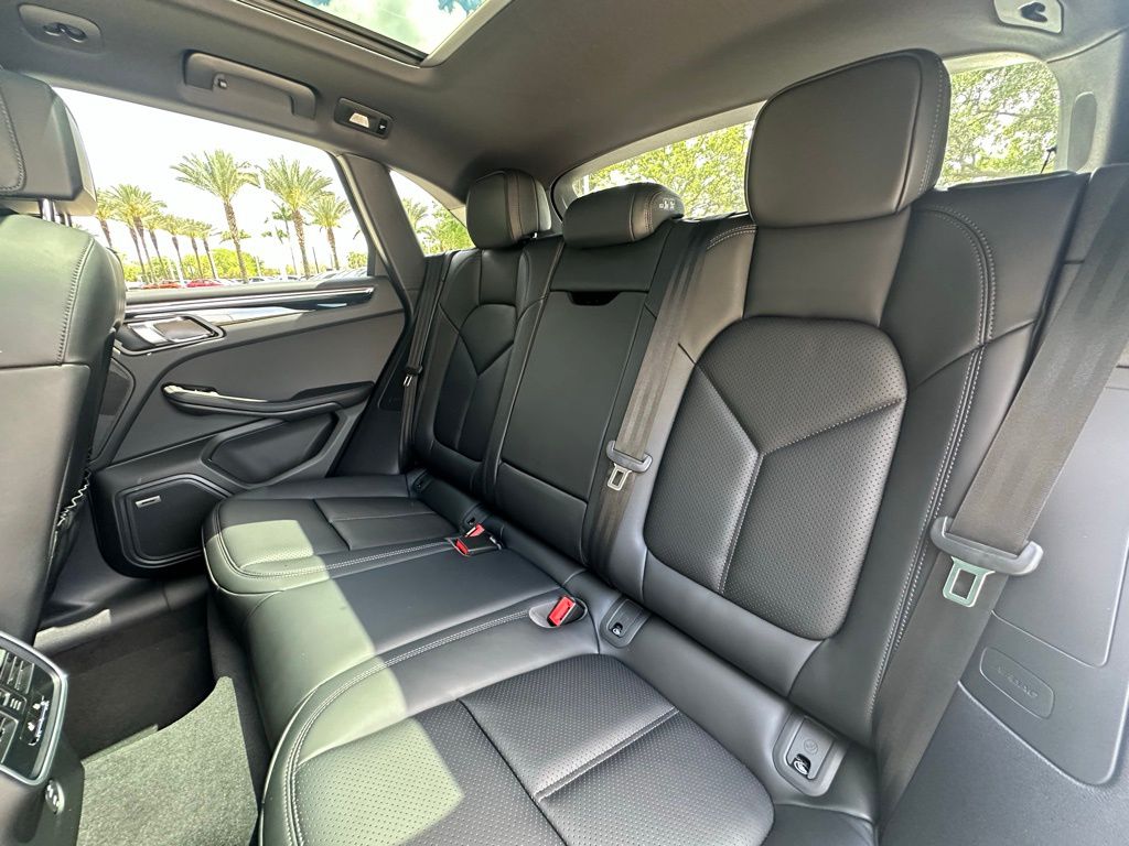2026 Porsche MACAN 缩略图 35