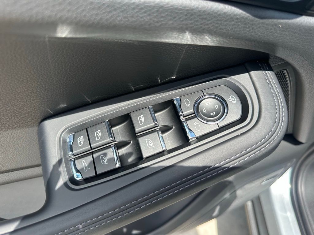 2026 Porsche MACAN 缩略图 20