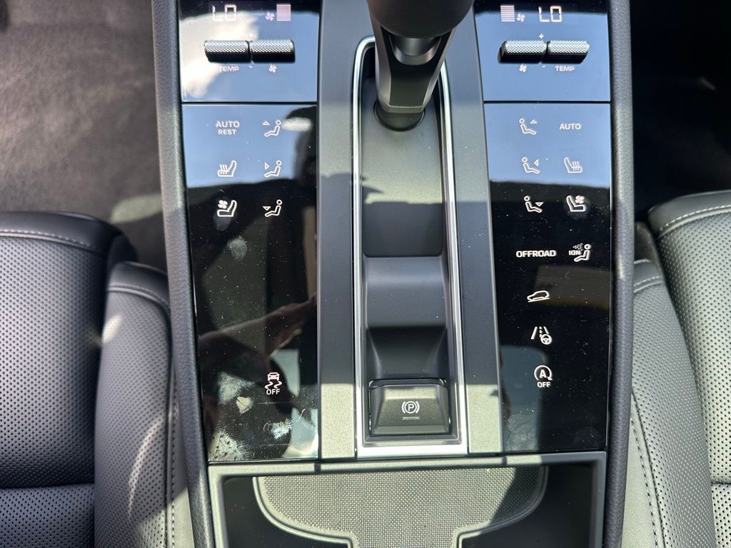 2026 Porsche MACAN 缩略图 25