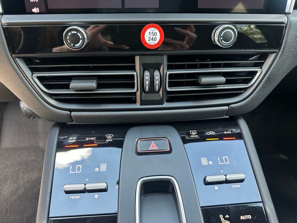 2026 Porsche MACAN 缩略图 24