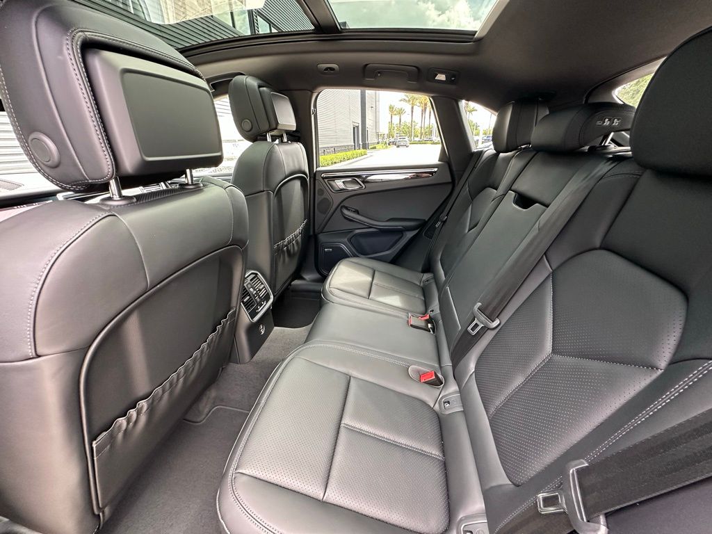 2026 Porsche MACAN — миниатюра 37