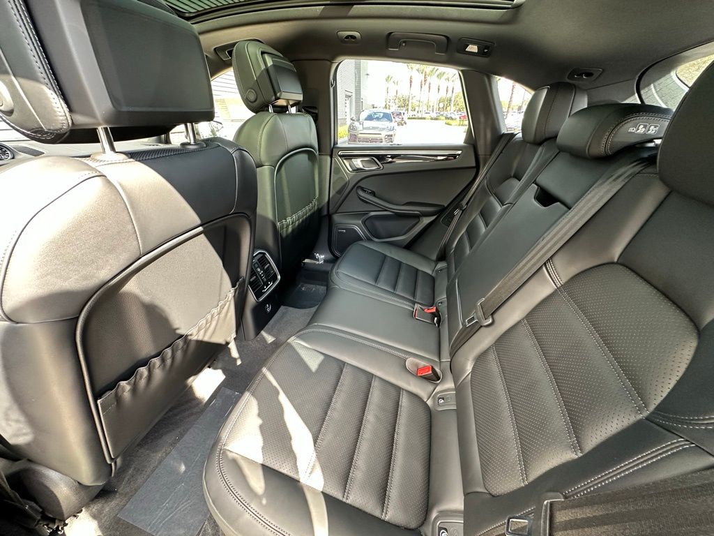 صورة مصغرة 35 لـ 2026 Porsche MACAN T