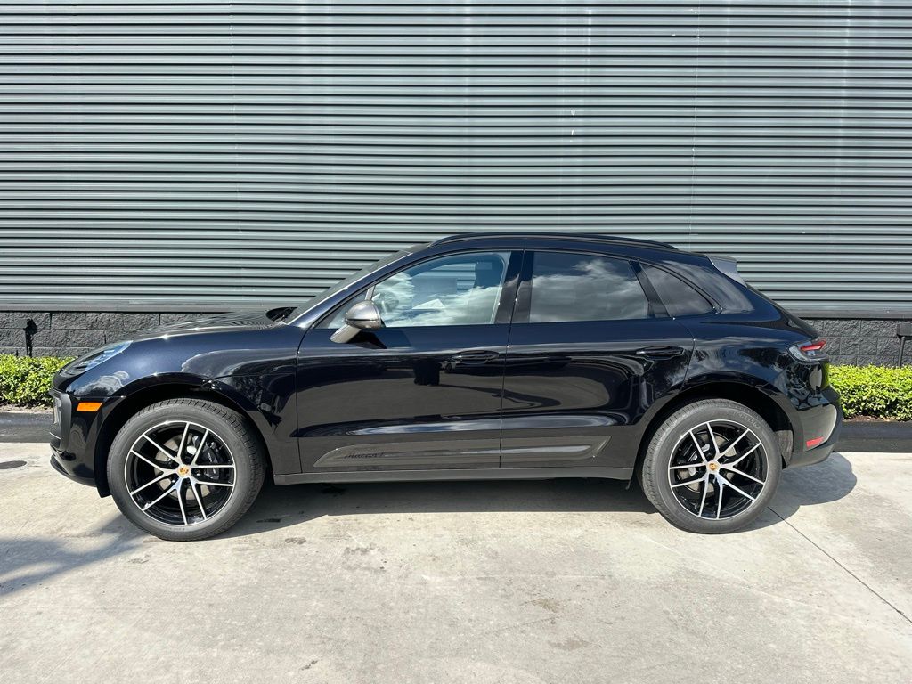 صورة مصغرة 2 لـ 2026 Porsche MACAN T