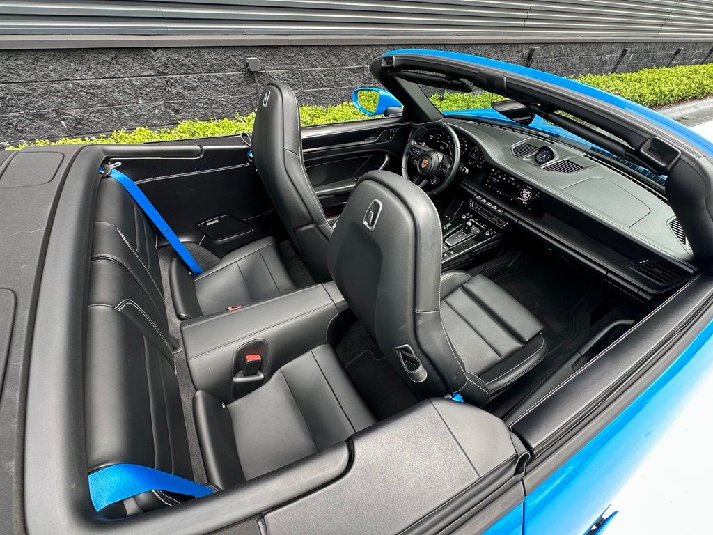 صورة مصغرة 13 لـ 2023 Porsche 911 CARRERA GTS