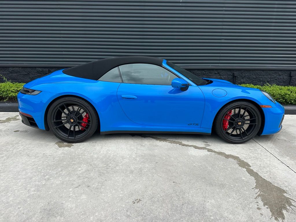 صورة مصغرة 11 لـ 2023 Porsche 911 CARRERA GTS