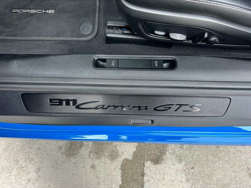 صورة مصغرة 24 لـ 2023 Porsche 911 CARRERA GTS