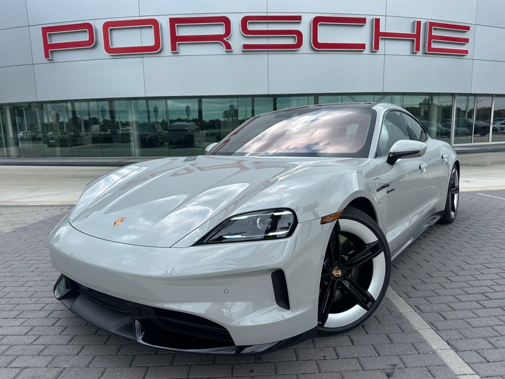 صورة 1 لـ 2026 Porsche TAYCAN GTS