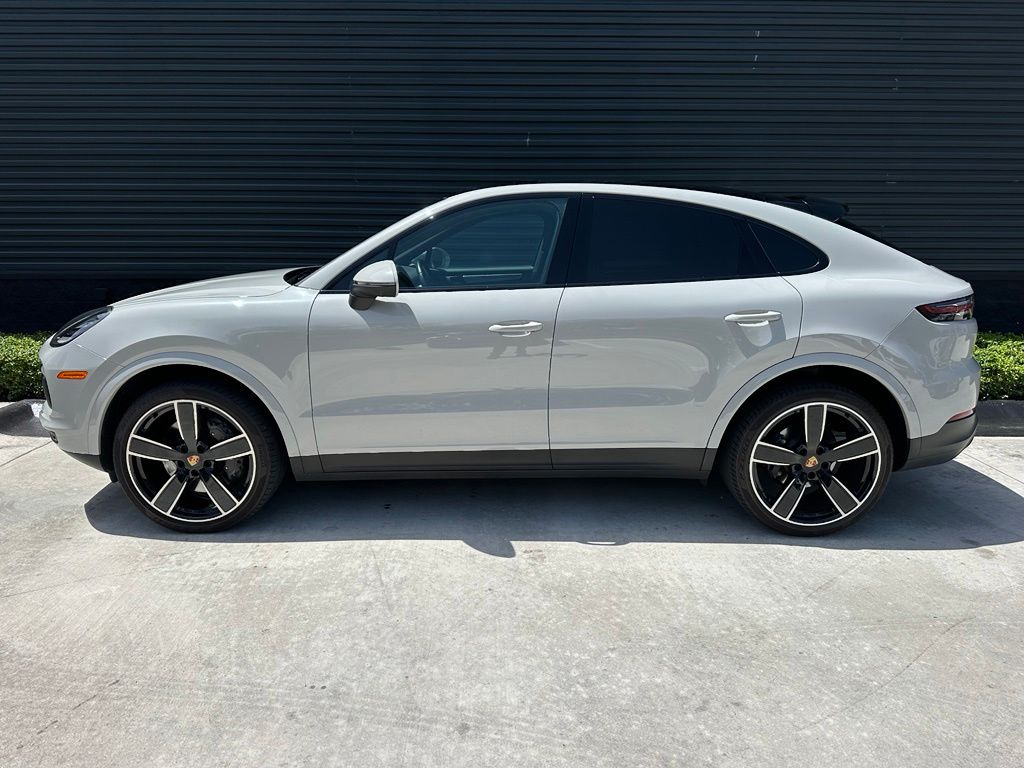 2023 Porsche CAYENNE PLATINUM EDITION — миниатюра 2