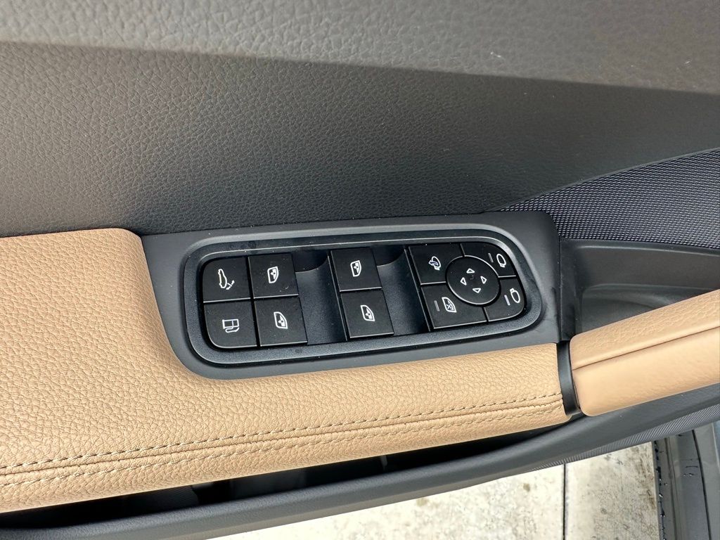 2026 Porsche CAYENNE S — миниатюра 22