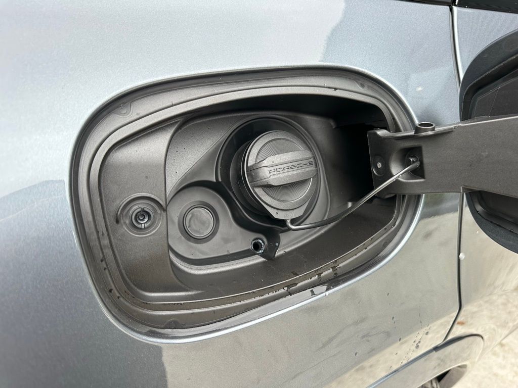 2026 Porsche CAYENNE S — миниатюра 44