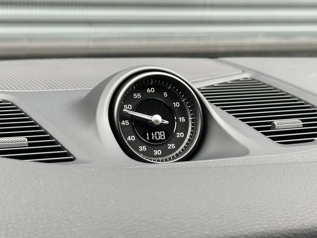 2026 Porsche CAYENNE S — миниатюра 33