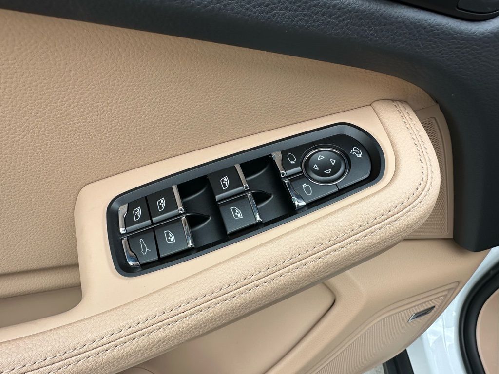 2026 Porsche MACAN S — миниатюра 22