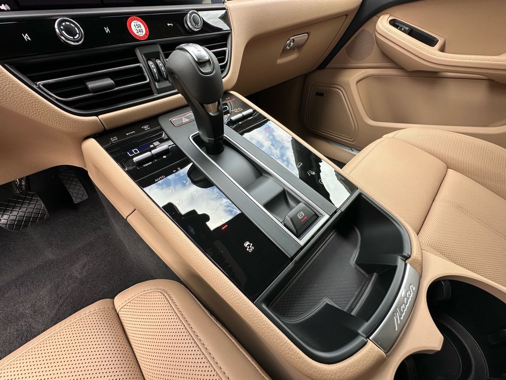 2026 Porsche MACAN S — миниатюра 30