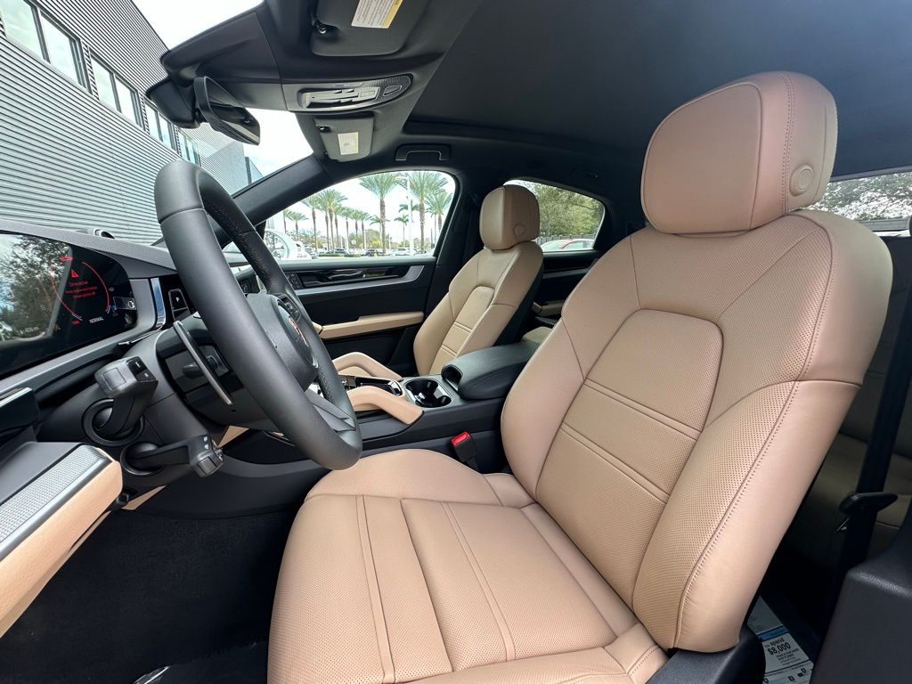 2026 Porsche CAYENNE AWD 照片 5