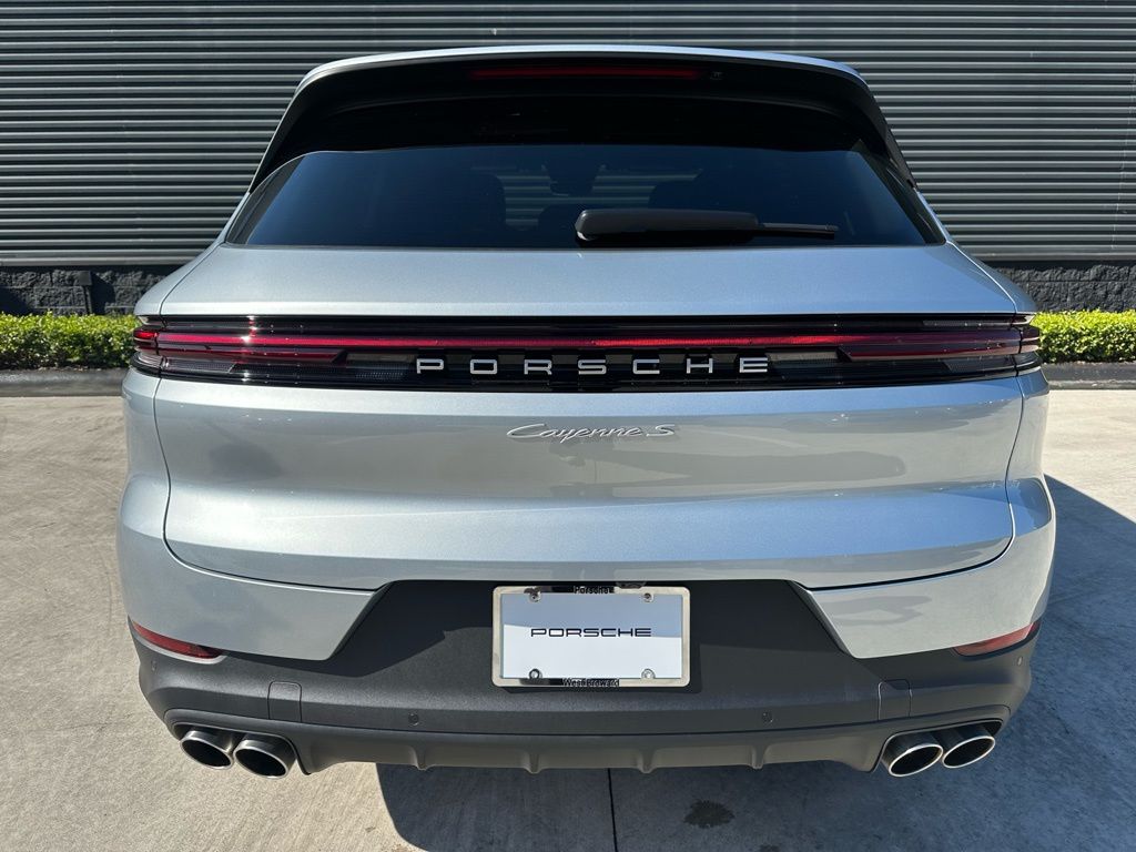 2026 Porsche CAYENNE S — миниатюра 12
