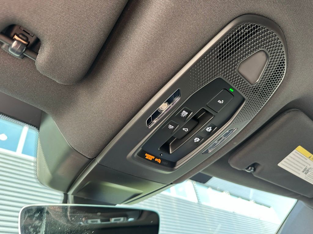 صورة مصغرة 34 لـ 2026 Porsche PANAMERA 4