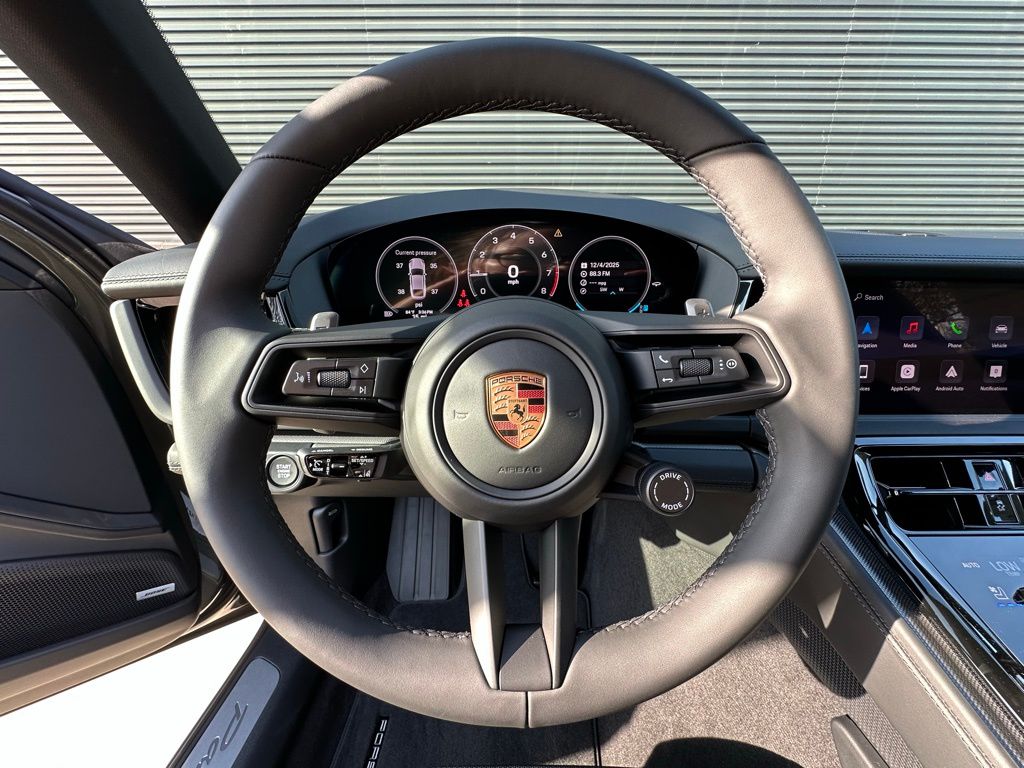 صورة مصغرة 15 لـ 2026 Porsche PANAMERA 4