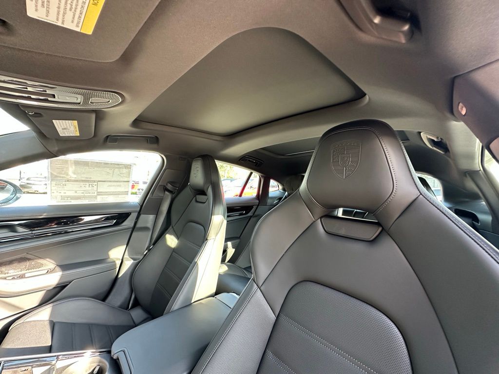 صورة مصغرة 24 لـ 2026 Porsche PANAMERA 4