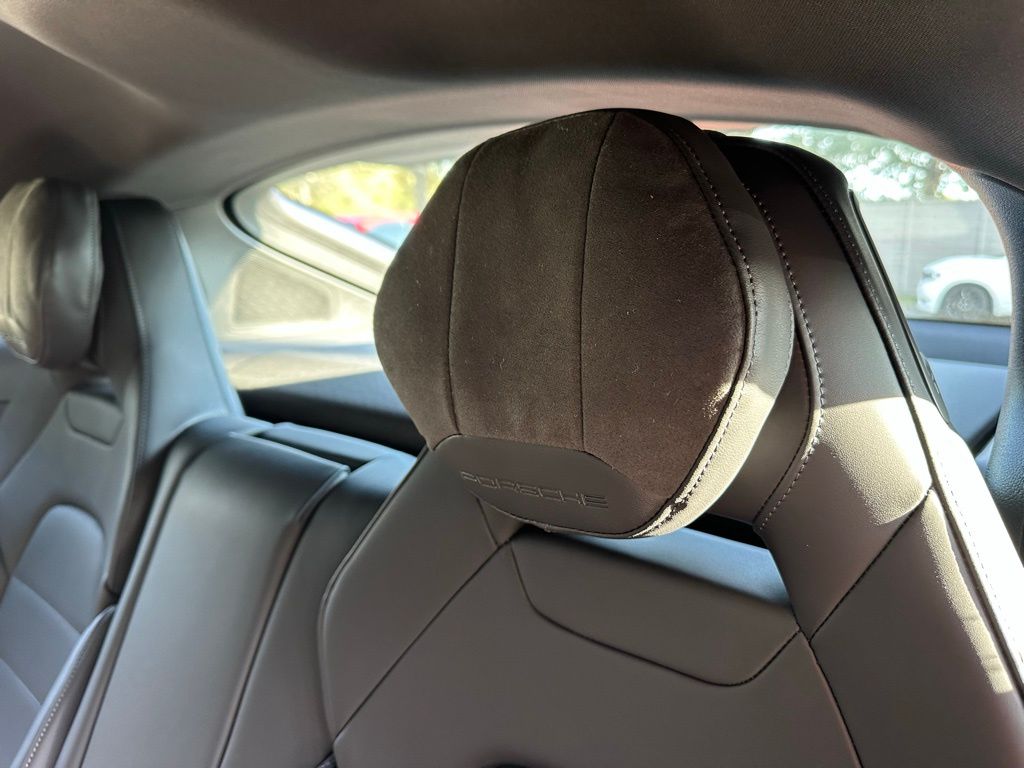 صورة مصغرة 37 لـ 2026 Porsche PANAMERA 4