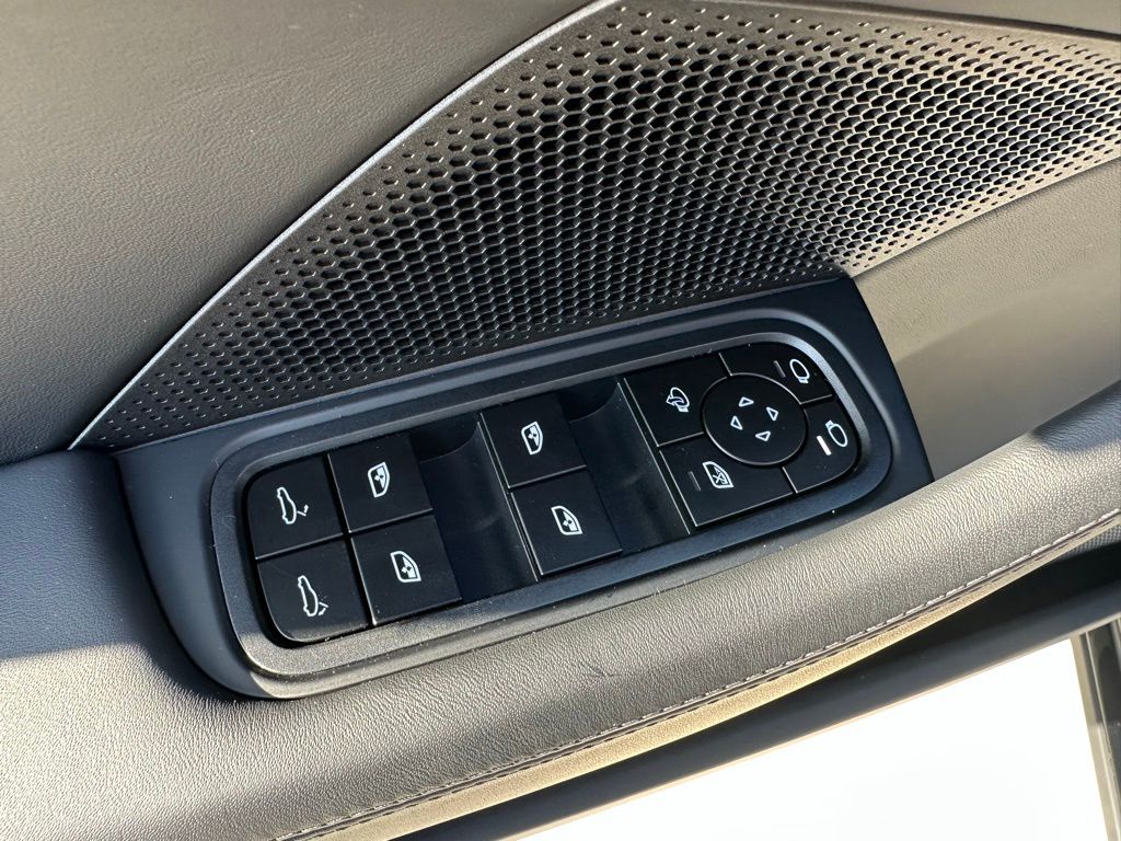 2026 Porsche PANAMERA GTS 缩略图 20