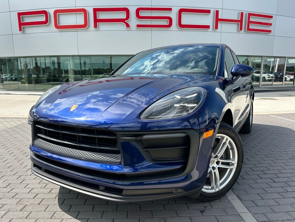 2022 Porsche MACAN BASE — фото 1