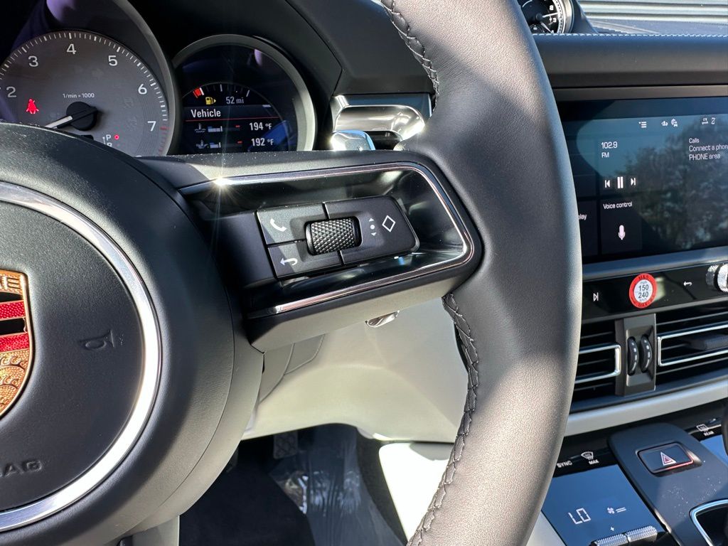 2026 Porsche MACAN S — миниатюра 18
