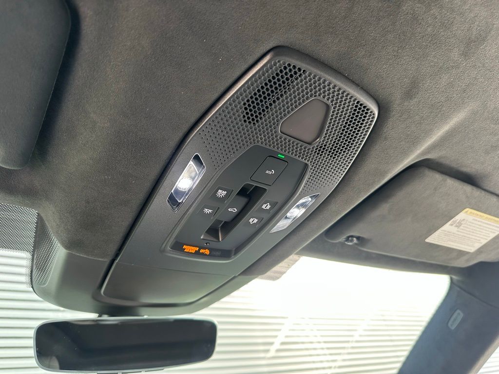 2026 Porsche MACAN TURBO 缩略图 36