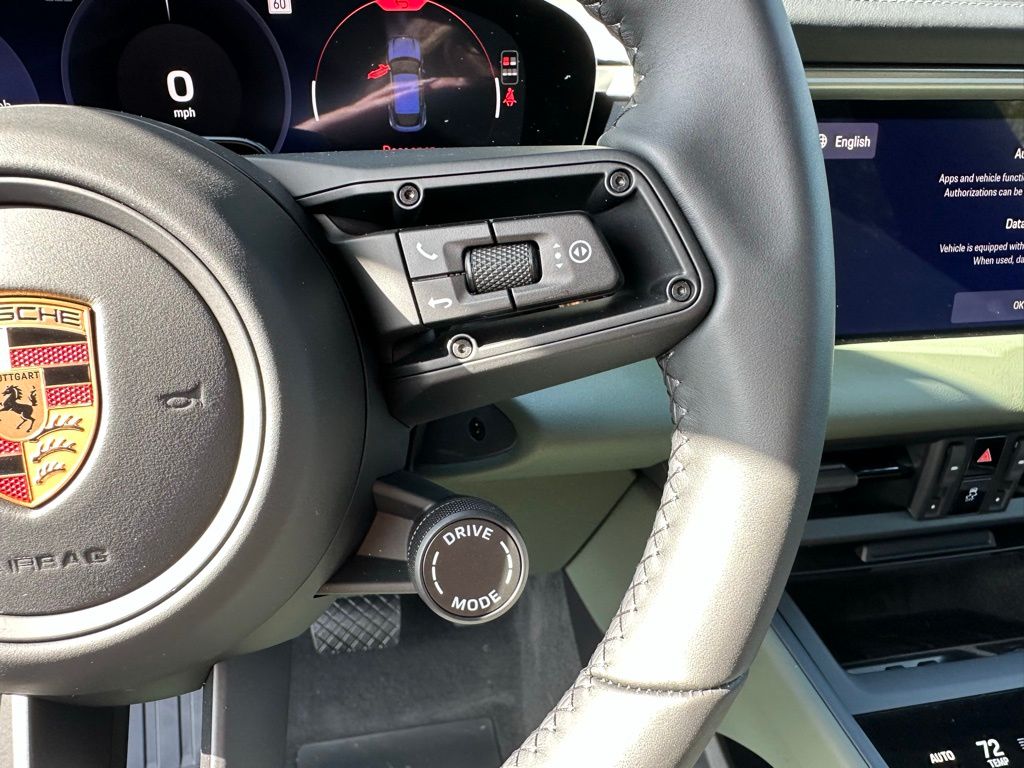 صورة مصغرة 17 لـ 2026 Porsche MACAN 4