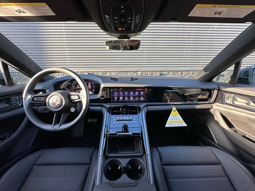 صورة 6 لـ 2026 Porsche PANAMERA BASE