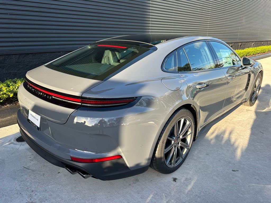 صورة 9 لـ 2026 Porsche PANAMERA BASE